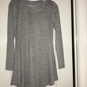 small gray long sleeve tee shirt dress